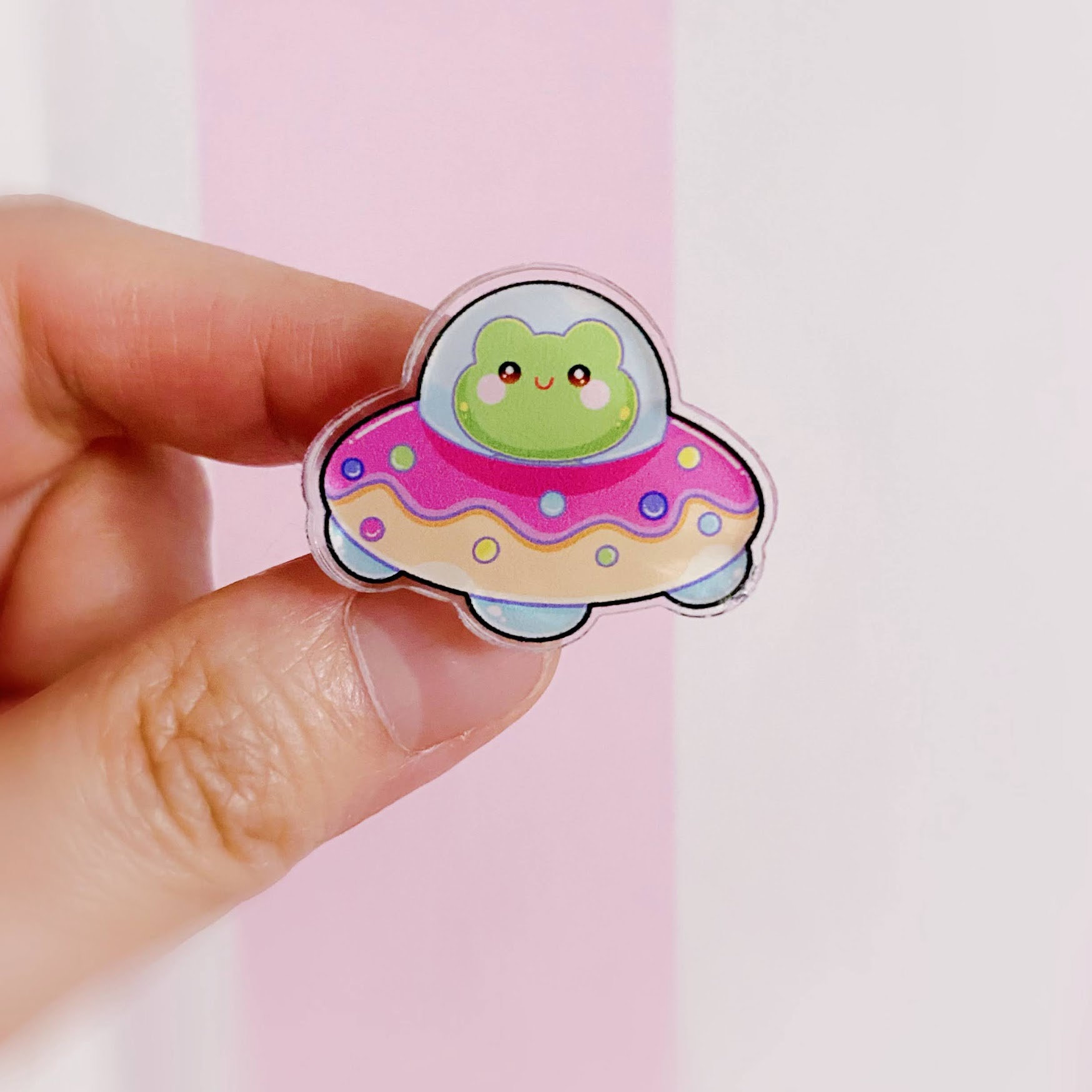 Kawaii Frog Alien Flying Saucer Acrylic Pin, Kawaii Pin, Cute Frog Pins